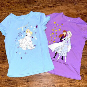 Frozen II bundle of shirts size 7 🥶 ❄️